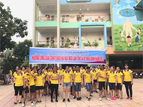 CBGVNV trường Mầm non Bồ Đề tham gia giải chạy báo Hà Nội mới lần thứ 44  Vì hòa bình 